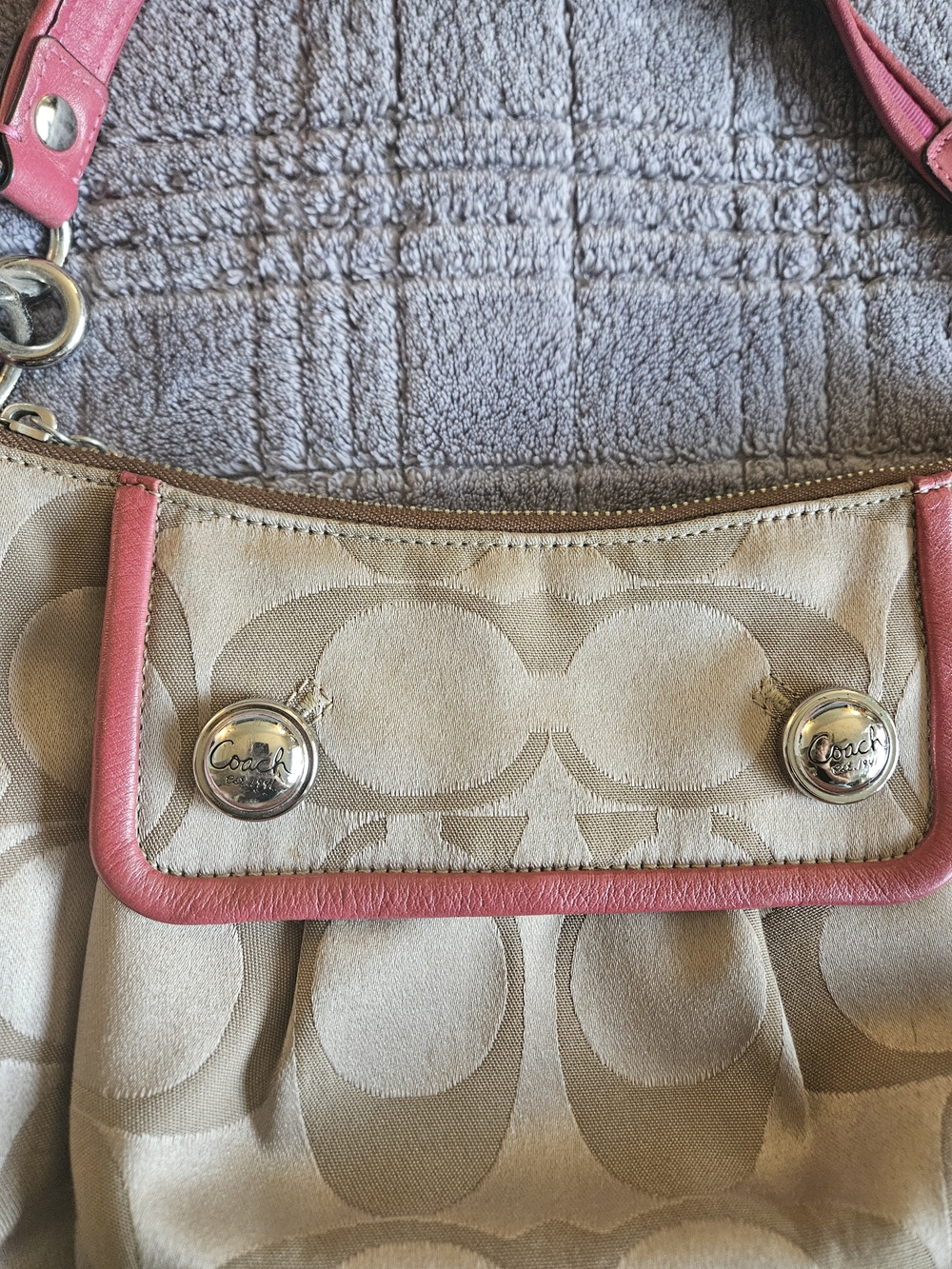 Coach Poppy Signature Sateen Groovy Hot Pink Trim Shoulder Bag Y2K - Picture 2 of 16